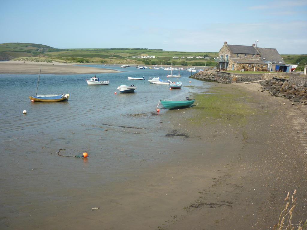 Tabor House B&B Fishguard Esterno foto