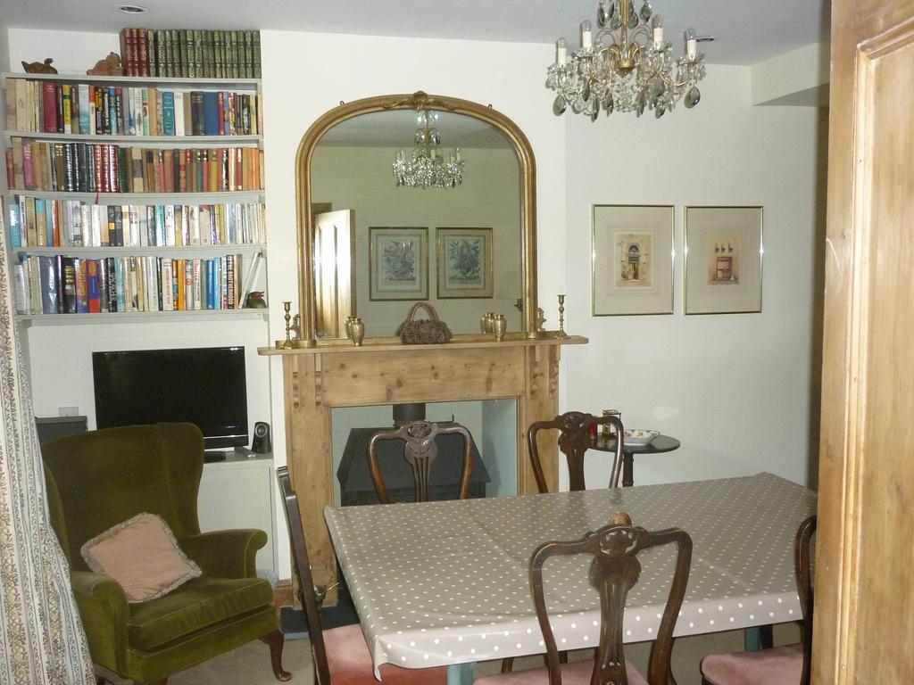 Tabor House B&B Fishguard Esterno foto