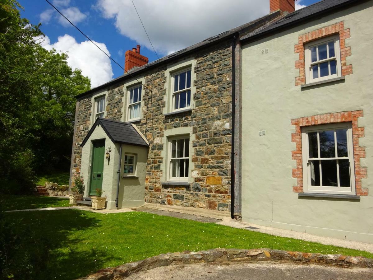 Tabor House B&B Fishguard Esterno foto
